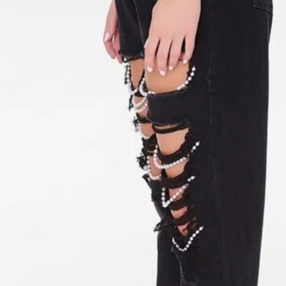Forever 21 Distressed Pearl Detail Black Jeans - Picture 16 of 16